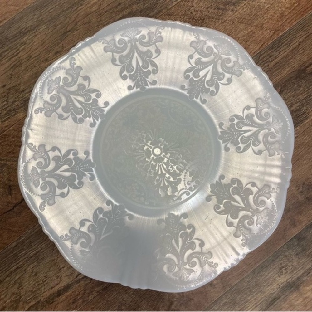 Vintage Macbeth Evans Depression Glass Monax White American Sweetheart 12" Plate